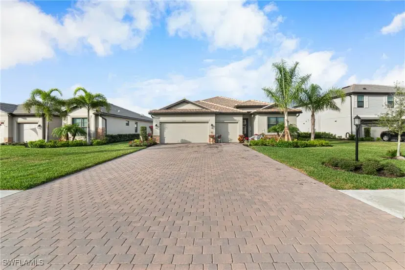 Picture of 18348 Parksville Dr, Estero FL 33928