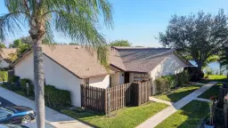 Picture of 1701 Waterview Circle, Palm Springs, FL 33461