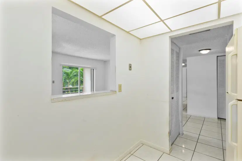 Picture of 4980 E Sabal Palm Boulevard 231, Tamarac FL 33319