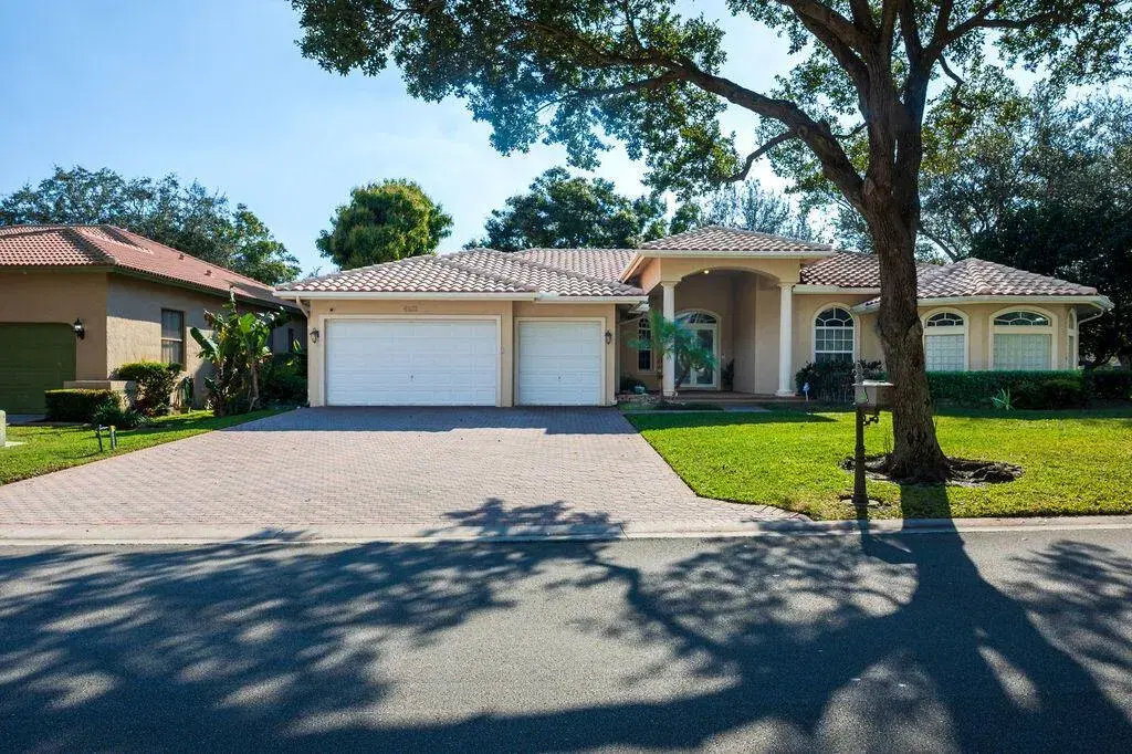 Picture of 4323 NW 67Th Avenue, Coral Springs, FL 33067