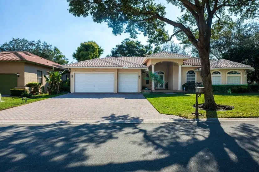 Picture of 4323 NW 67Th Avenue, Coral Springs FL 33067