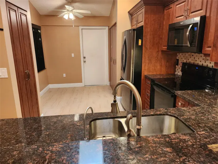 Picture of 9784 Summerbrook Ter B, Boynton Beach FL 33437