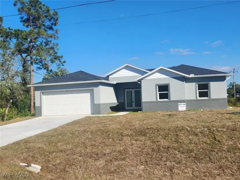 Picture of 195 Beckley Dr, Lehigh Acres FL 33974