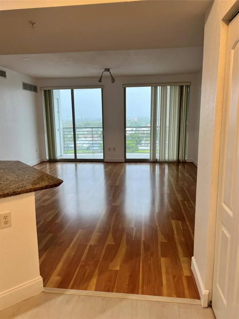 Picture of 1830 Radius Dr 806, Hollywood FL 33020