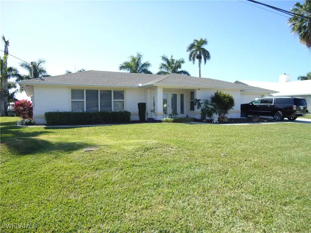 Picture of 2012 SE 47Th St, Cape Coral, FL 33904