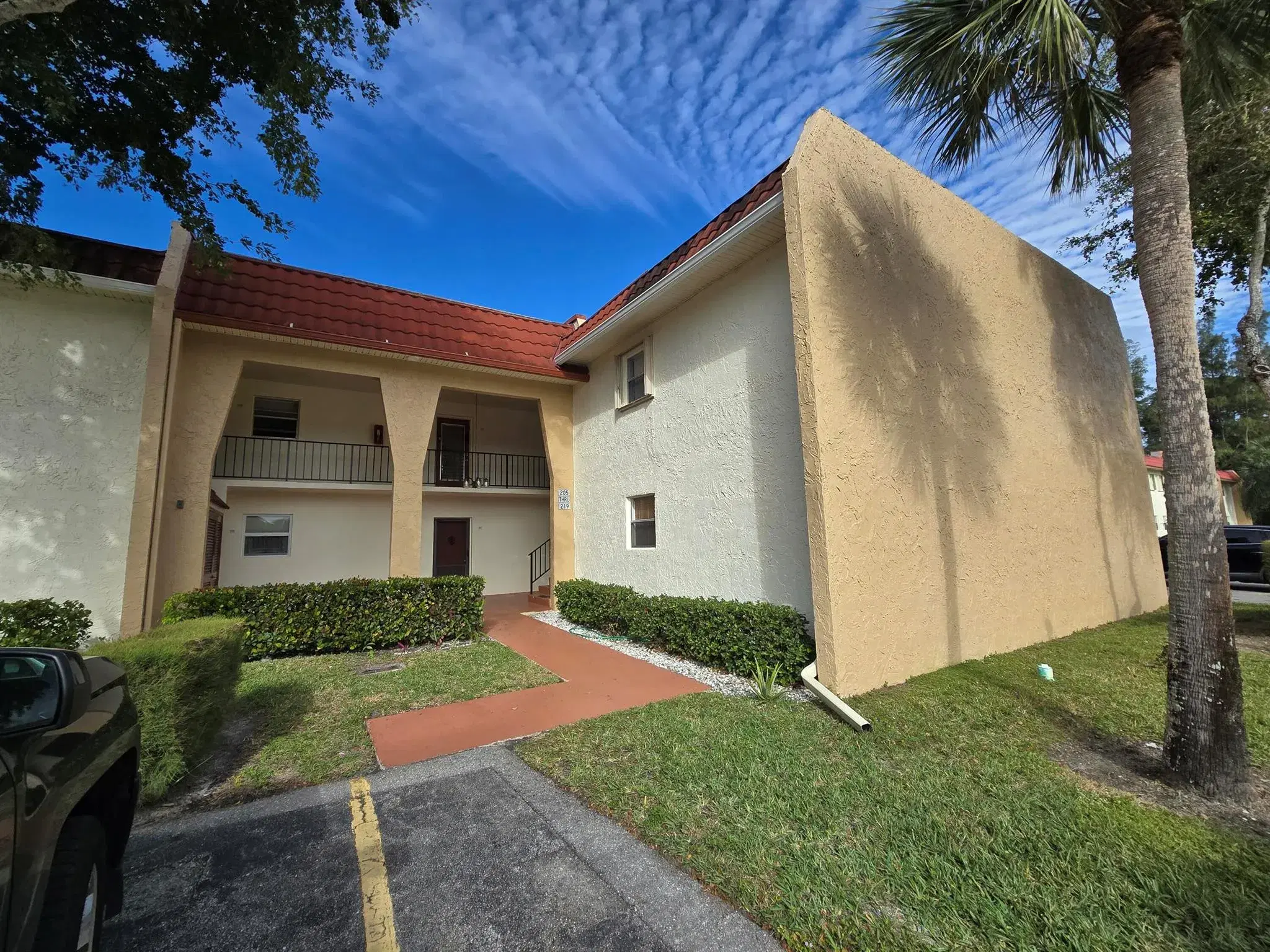 Picture of 219 Lake Dora Drive, West Palm Beach, FL 33411