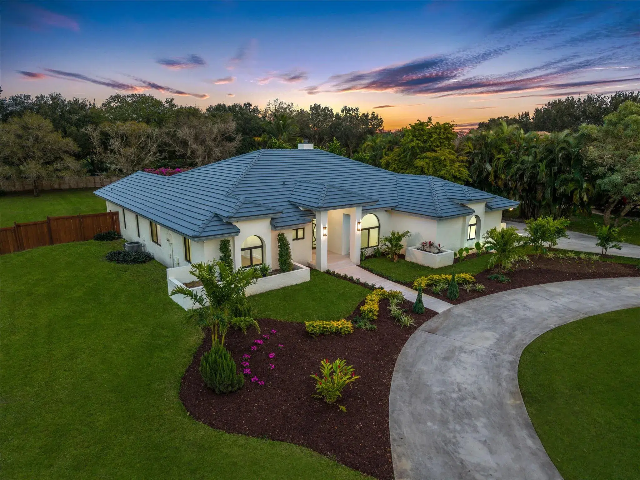 Picture of 5240 Hawkhurst Ave, Southwest Ranches, FL 33331