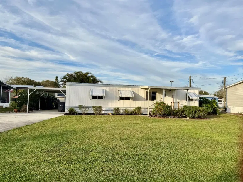 Picture of 1913 SE 30Th Street, Okeechobee FL 34974