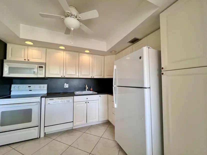 Picture of 312 Wellington C, West Palm Beach FL 33417