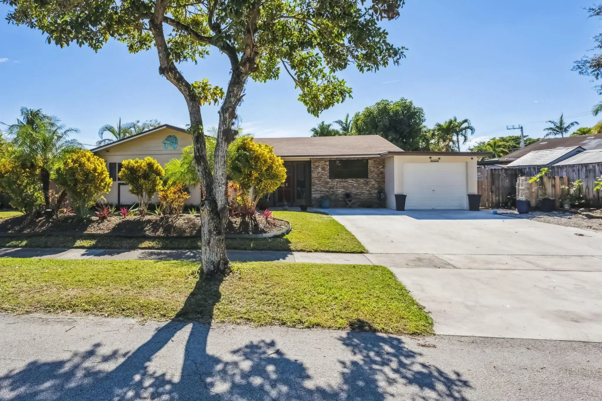 Picture of 4420 NW 12 Street, Coconut Creek, FL 33066