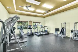 Picture of 6510 Emerald Dunes Dr 301, West Palm Beach, FL 33411