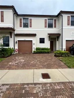 Picture of 9920 SW 231St Ln, Miami, FL 33190