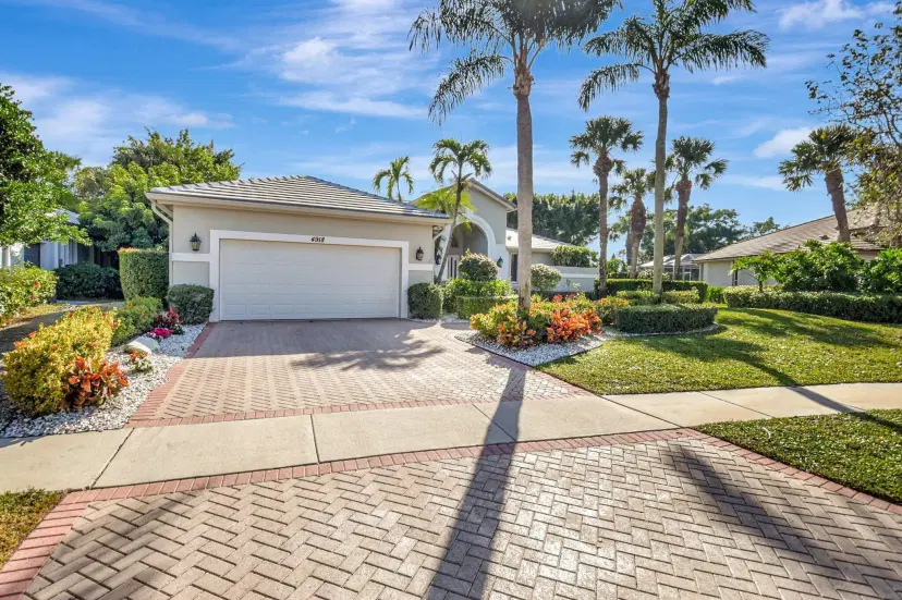 Picture of 4918 Exeter Estate Lane, Lake Worth FL 33449