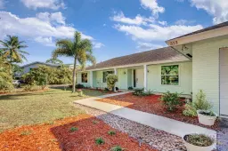 Picture of 313 Country Club Drive, Tequesta, FL 33469