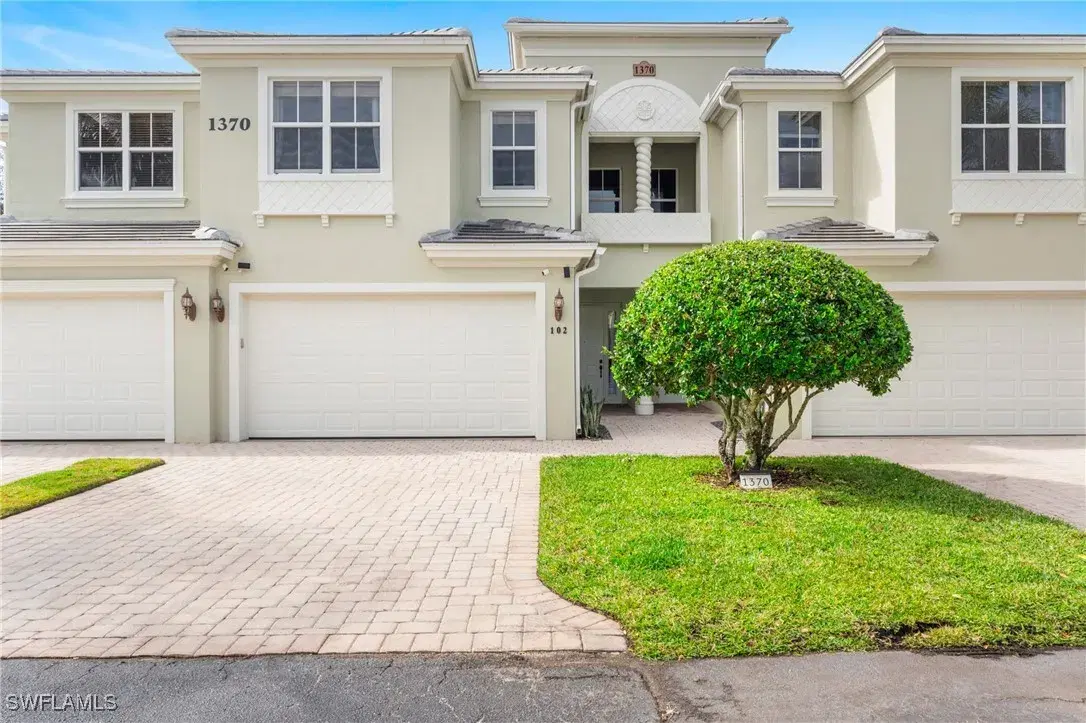 Picture of 1370 Mariposa Cir 102, Naples, FL 34105