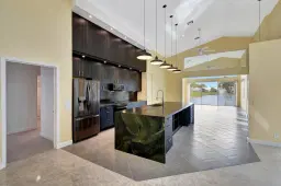 Picture of 11922 Fountainside Circle, Boynton Beach, FL 33437