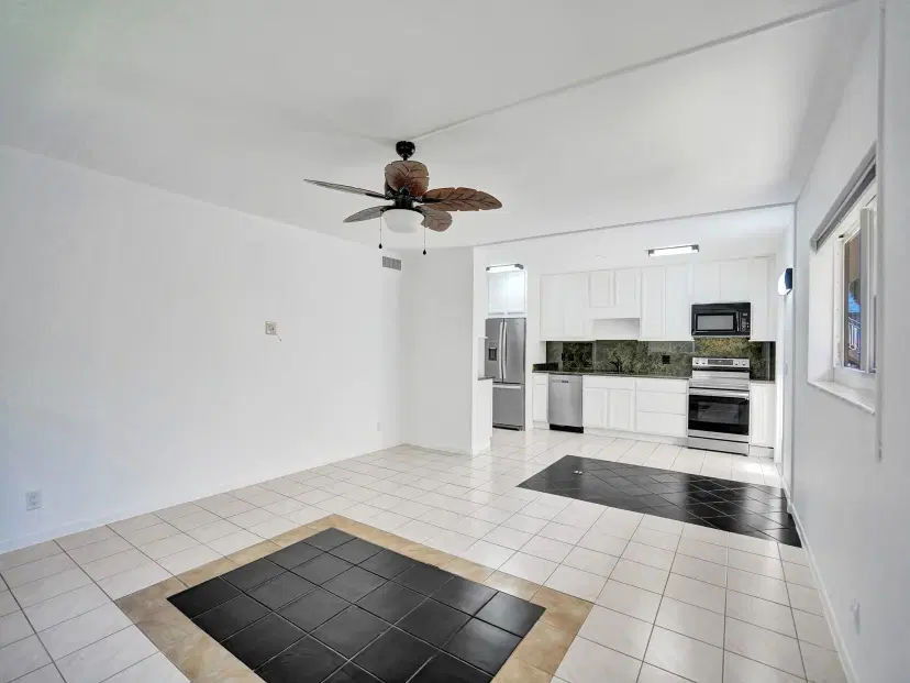 Picture of 2750 NE 28Th Ct 4N, Lighthouse Point FL 33064