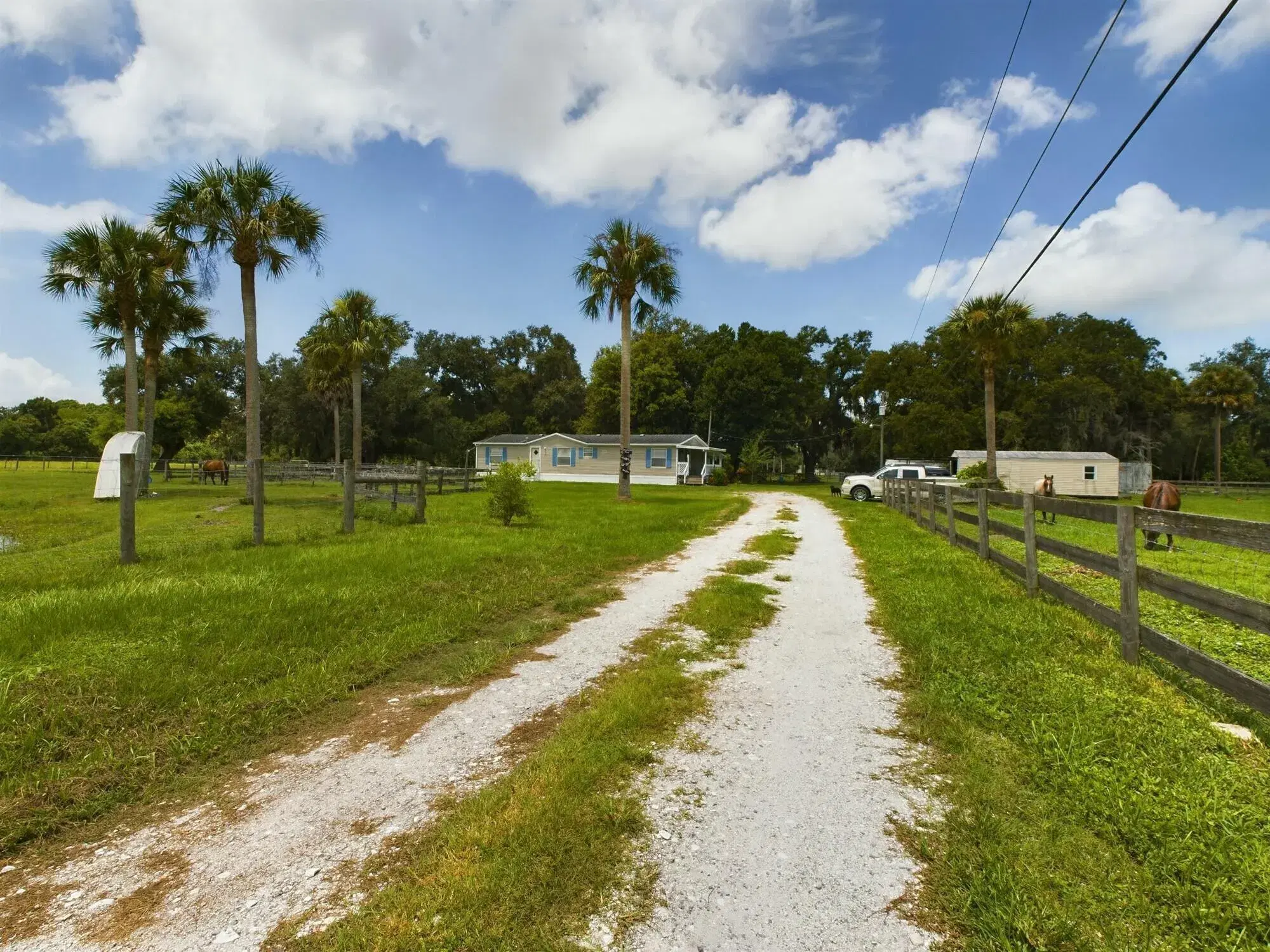 Picture of 945 Ellerbee Road, Okeechobee, FL 34972