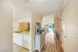 Picture of 940 Palm View Dr 115, Naples, FL 34110