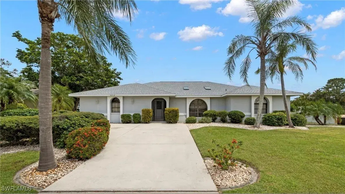 Picture of 3919 SE 4Th Ave, Cape Coral, FL 33904