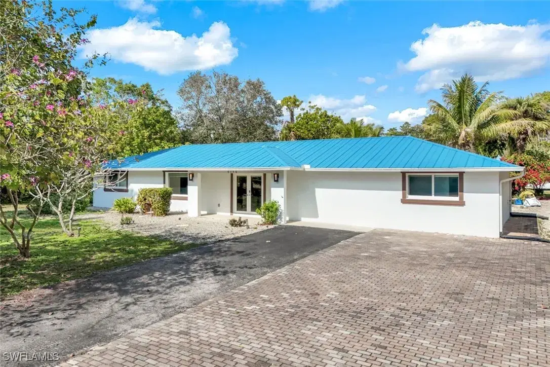 Picture of 5175 Green Blvd, Naples, FL 34116