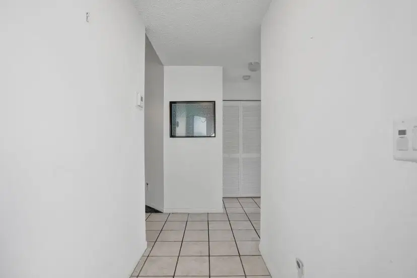 Picture of 3532 NW 95Th Ter 4T, Fort Lauderdale FL 33351