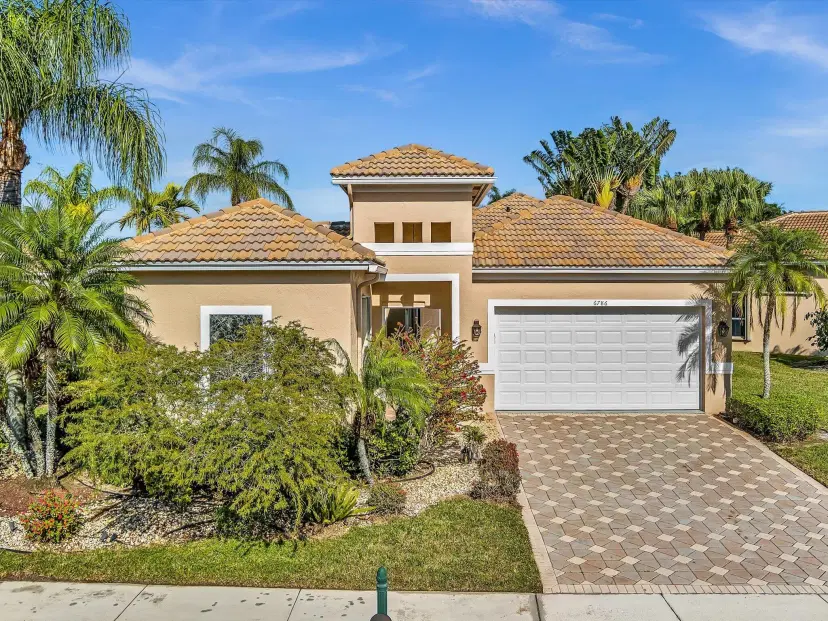 Picture of 6786 Fairway Lakes Drive, Boynton Beach FL 33472