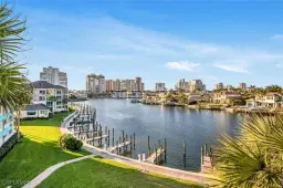 Picture of 355 Park Shore Dr 1-143, Naples, FL 34103