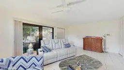 Picture of 2113 NE 11Th Ave 2113, Wilton Manors, FL 33305