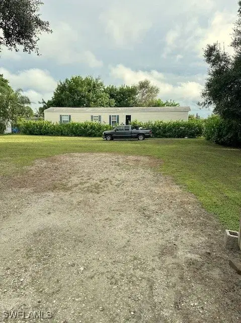 Picture of 1341 Sherwood Ave, Clewiston, FL 33440