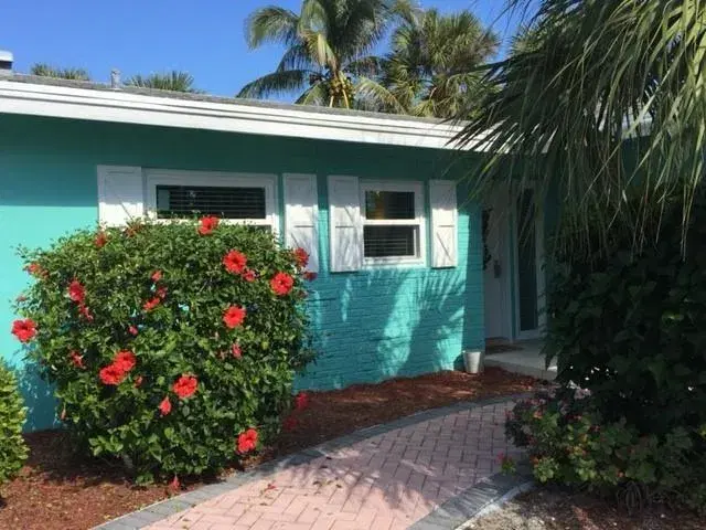 Picture of 1130 Island Rd, Riviera Beach, FL 33404