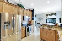 Picture of 10610 Smokehouse Bay Dr 202, Naples, FL 34120