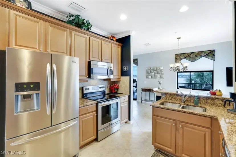 Picture of 10610 Smokehouse Bay Dr 202, Naples FL 34120