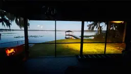 Picture of 219 Lake Josephine Shores Rd, Sebring, FL 33875