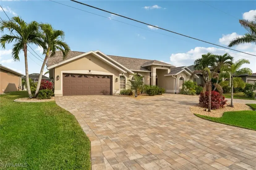 Picture of 2009 SE 17Th Pl, Cape Coral FL 33990