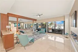 Picture of 108 La Peninsula Blvd 108, Naples, FL 34113