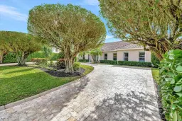 Picture of 9010 S Lake Dasha Drive, Plantation, FL 33324