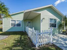 Picture of 1600 SW 3Rd Ct, Vero Beach, FL 32962