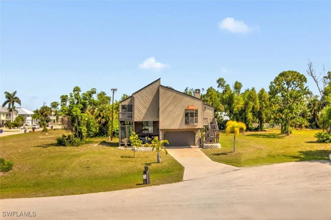 Picture of 7786 Breakwater Ct, Bokeelia, FL 33922