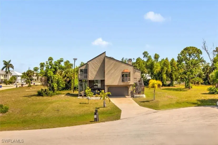 Picture of 7786 Breakwater Ct, Bokeelia FL 33922