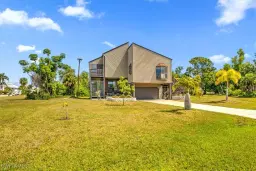 Picture of 7786 Breakwater Ct, Bokeelia, FL 33922