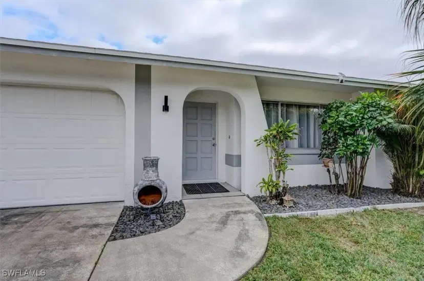 Picture of 4101 SE 3Rd Ave, Cape Coral FL 33904