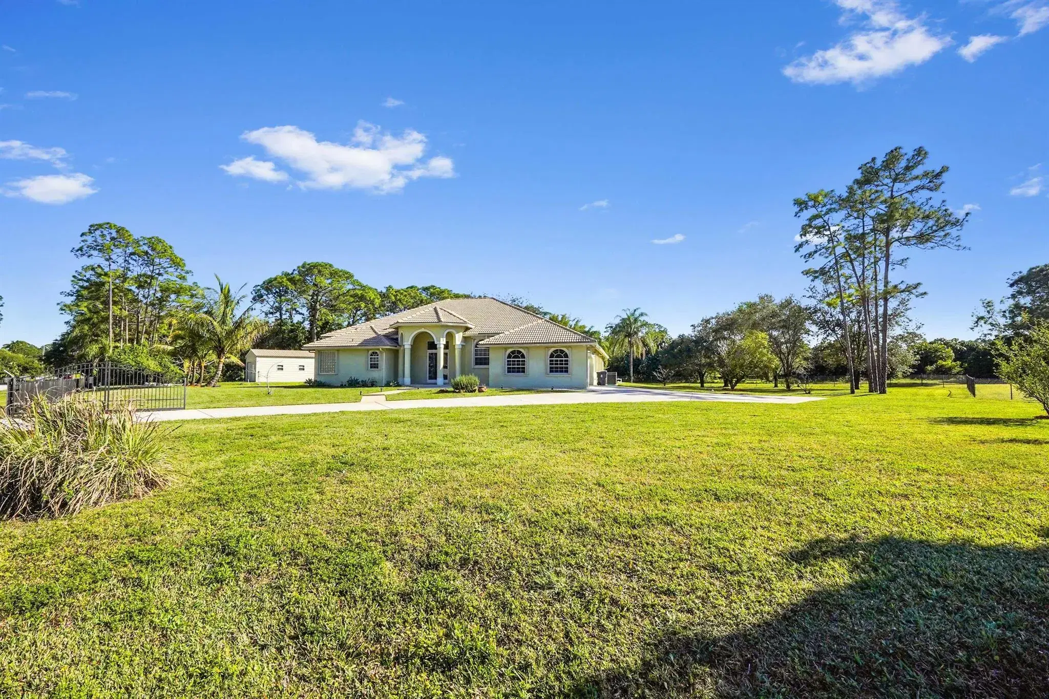 Picture of 14924 67Th Street N, Loxahatchee, FL 33470