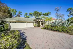 Picture of 618 Cypress Green Circle, Wellington, FL 33414