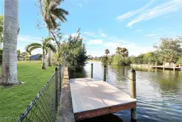 Picture of 605 SW 13Th St, Cape Coral, FL 33991