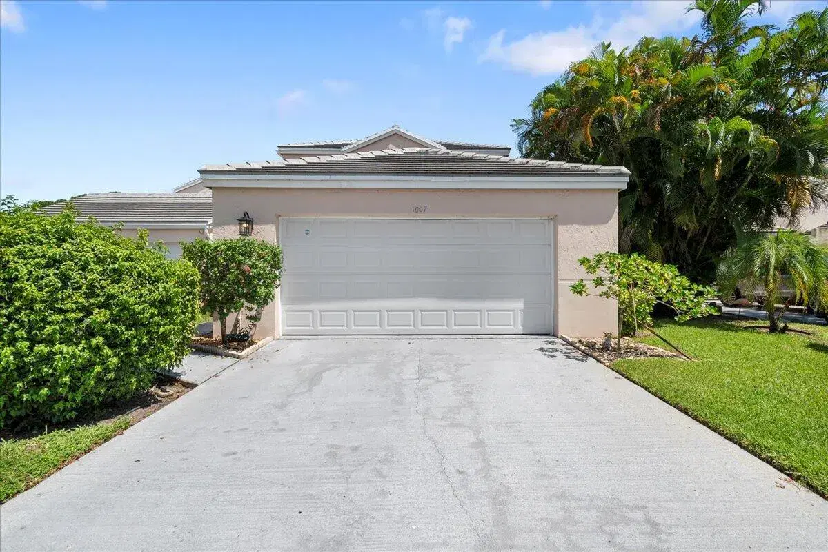 Picture of 1007 Island Manor Drive, West Palm Beach, FL 33413