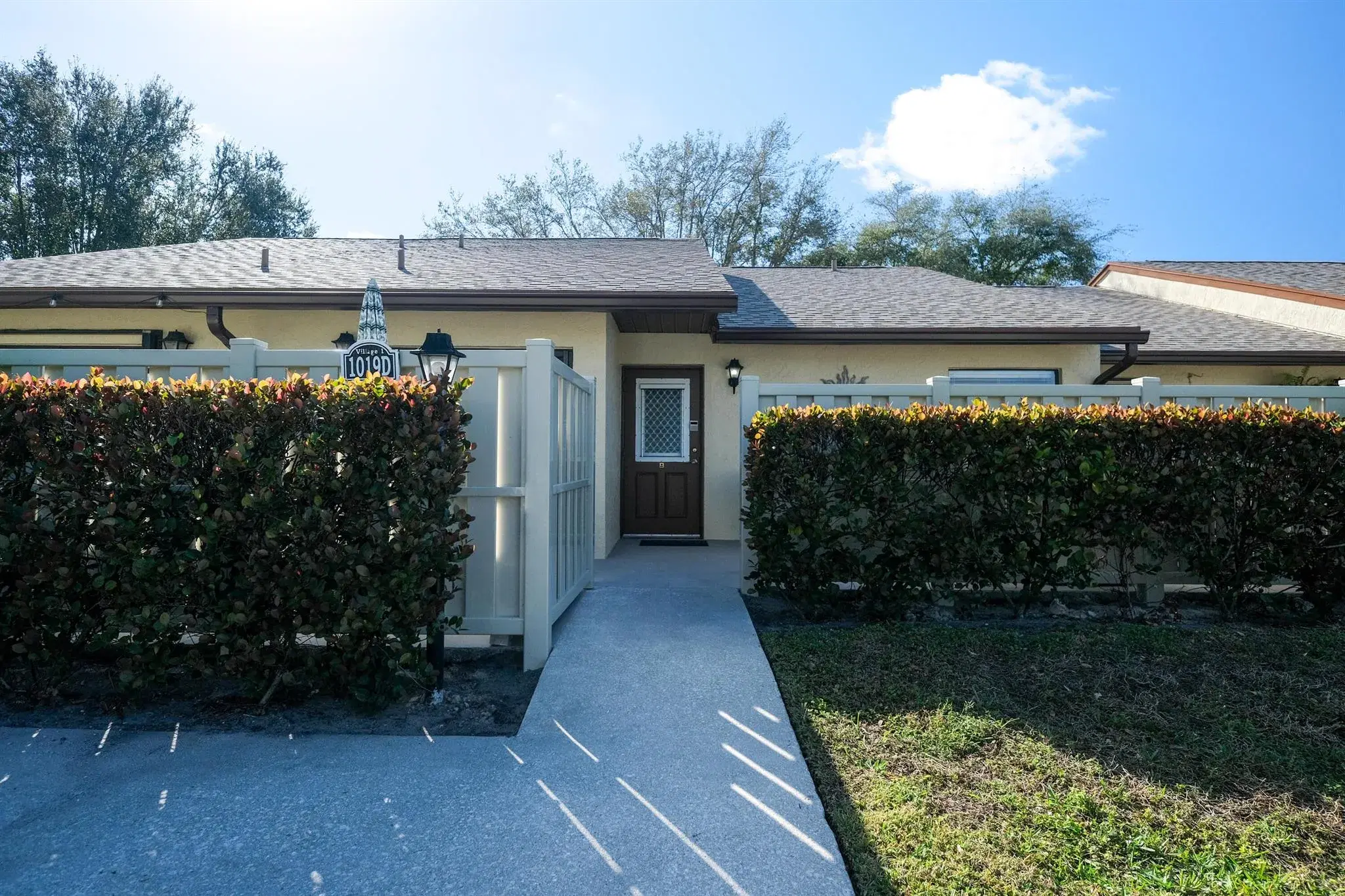 Picture of 1019 Green Pine Boulevard D, West Palm Beach, FL 33409