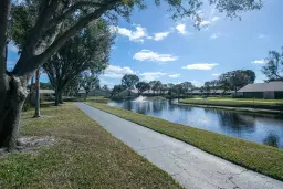 Picture of 1019 Green Pine Boulevard D, West Palm Beach, FL 33409