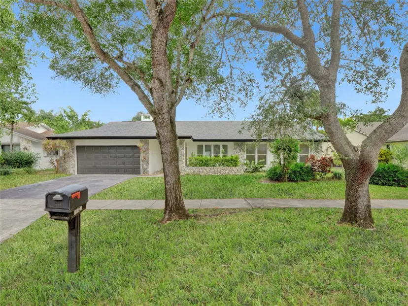 Picture of 11801 S Island Rd, Cooper City FL 33026