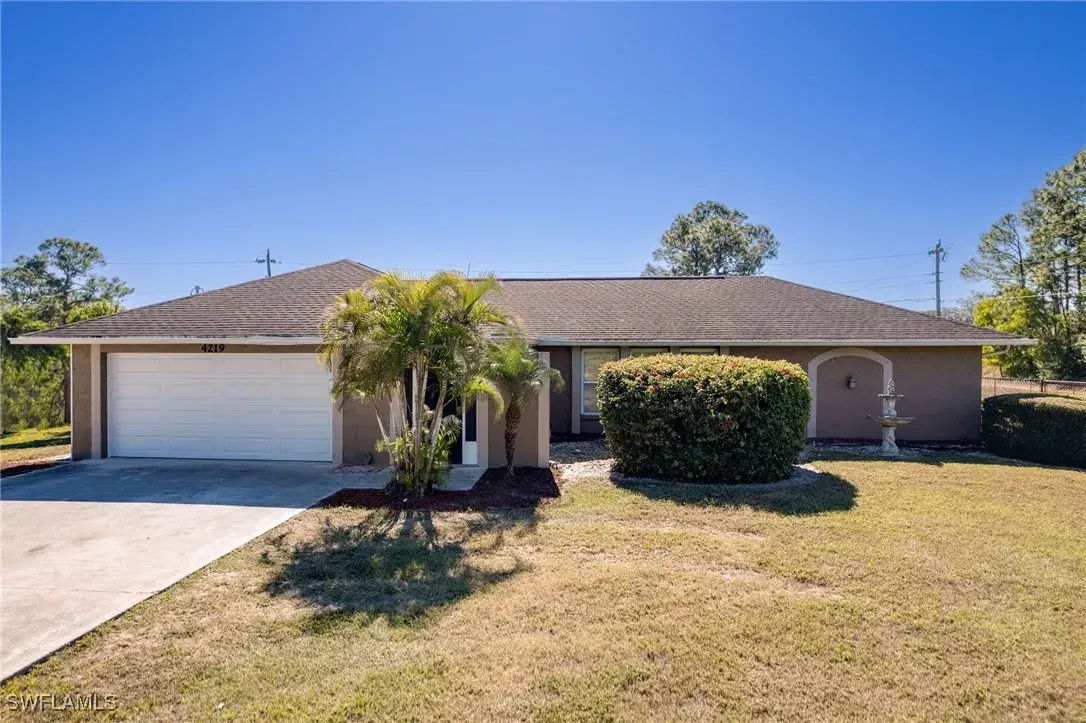 Picture of 4219 Lee Blvd, Lehigh Acres, FL 33971